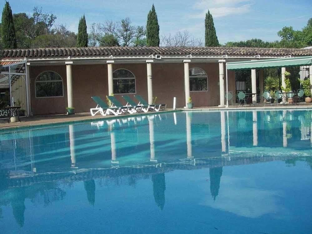 Le Cesar Otel Plan-de-Cuques Dış mekan fotoğraf